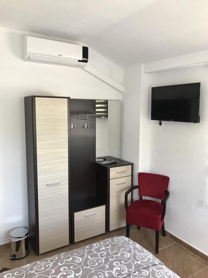 Becar Pyramid Rooms Visoko Zewnętrze zdjęcie